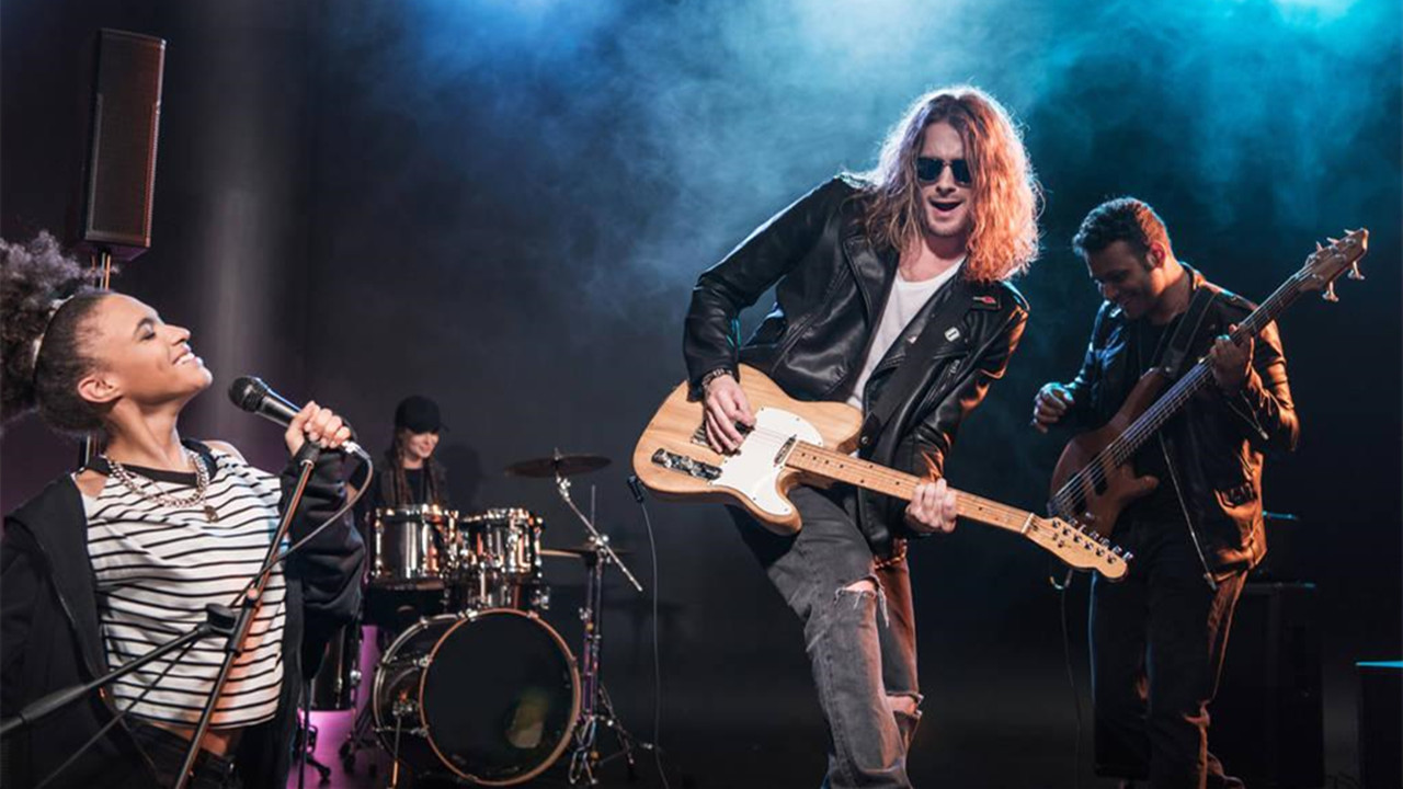 黑人小哥rap吐槽妹妹惹大神"套娃",网友:莫名有点好听