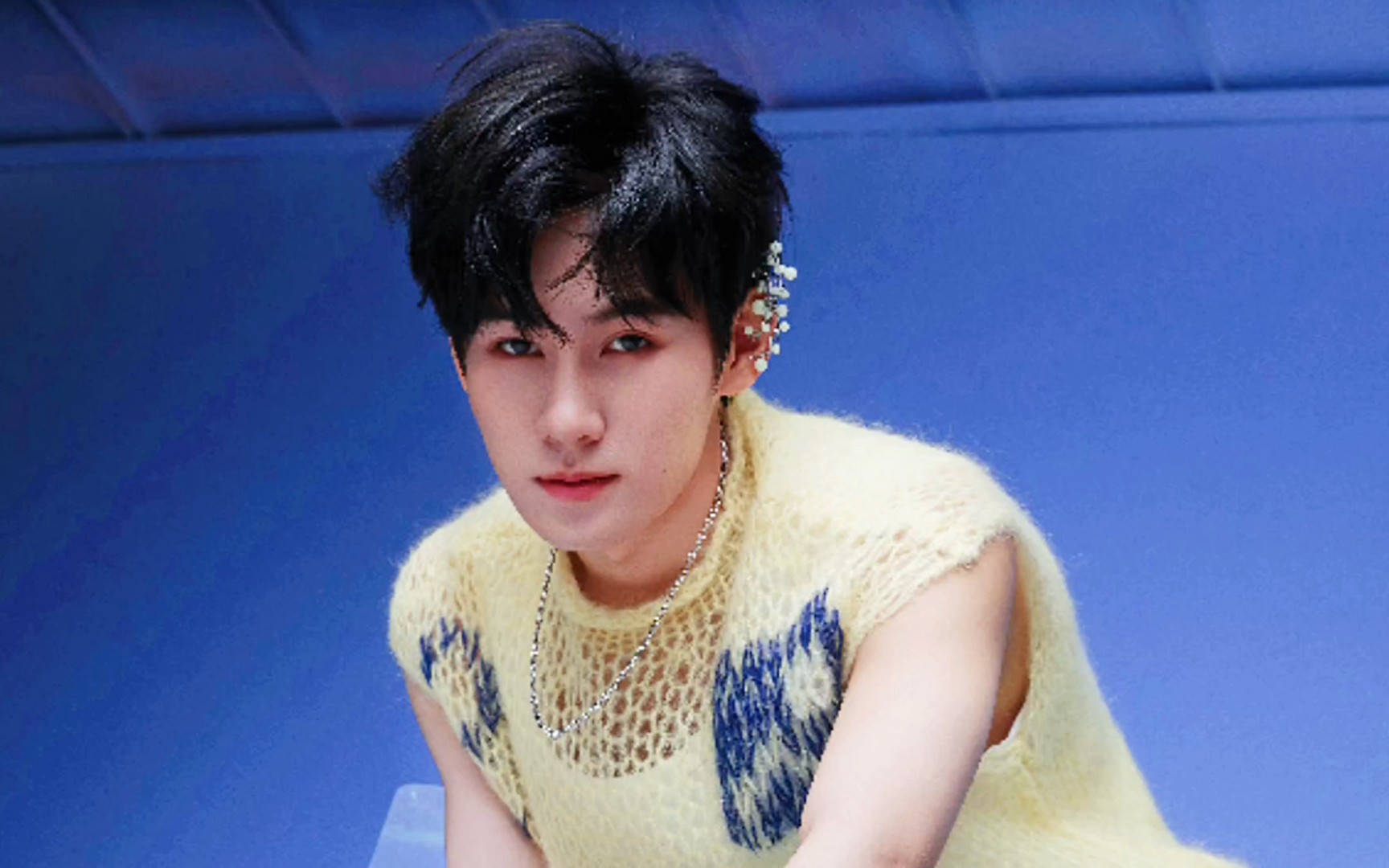 【绝色佳人张真源】