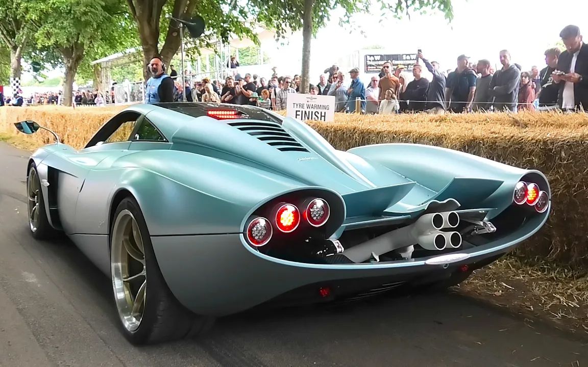 【汽车】全新的750万帕加尼 huayra codalunga 声音,转速,加速