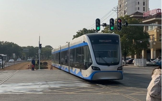 黃石有軌電車 桂花路南路口站 園博園方向出站