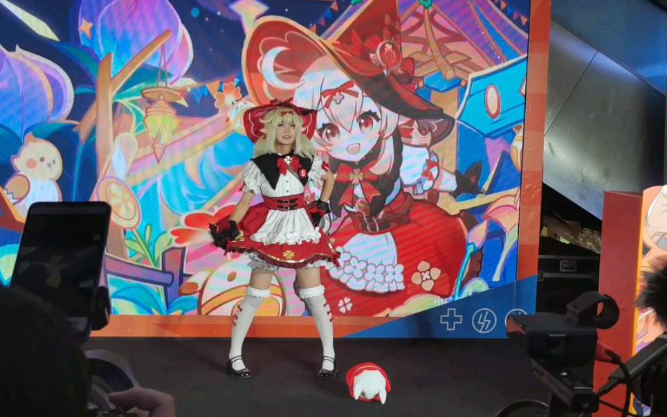 cosplay比赛 可莉炸王八蛋