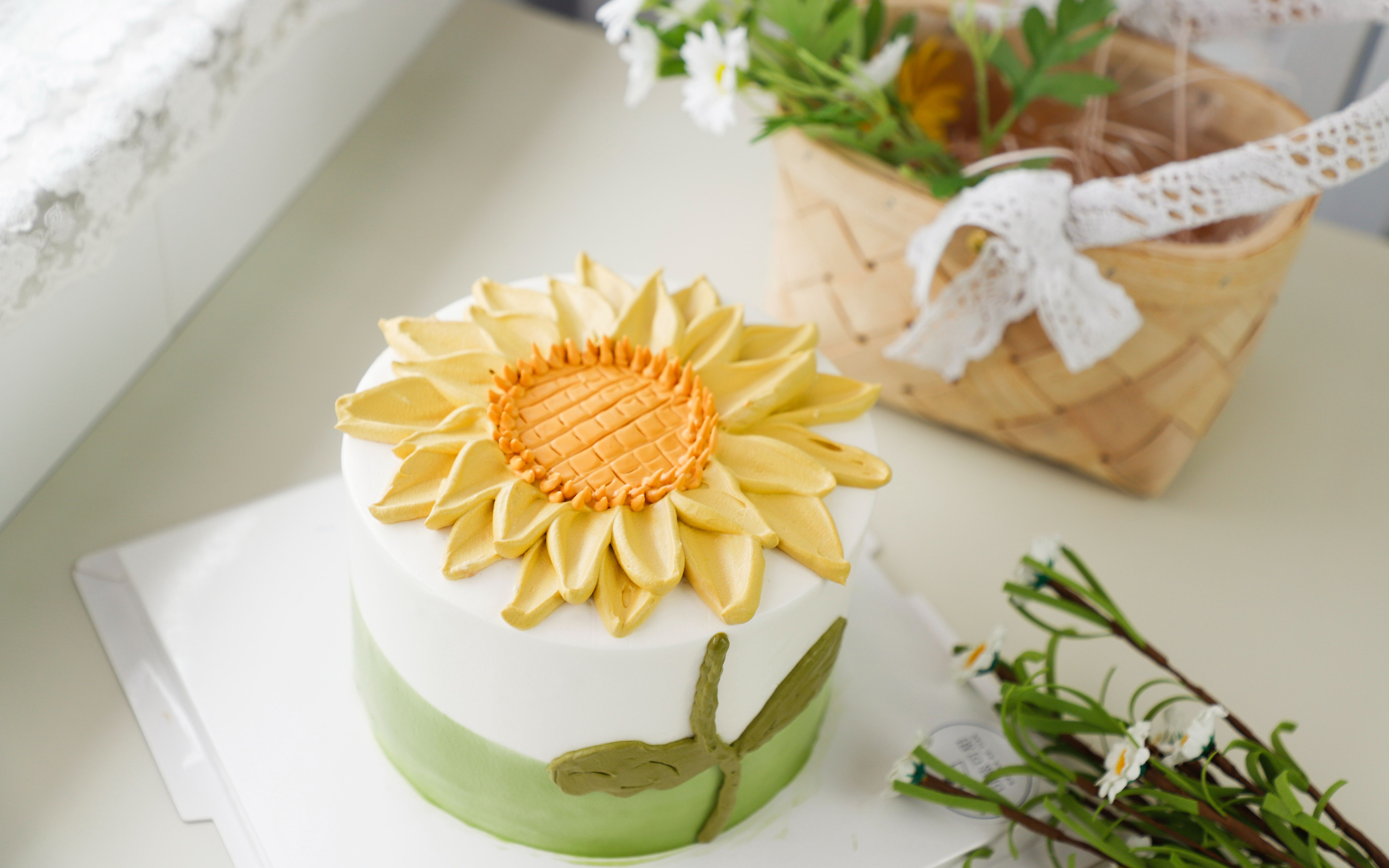手绘奶油蛋糕 | 向日葵蛋糕 生机满满