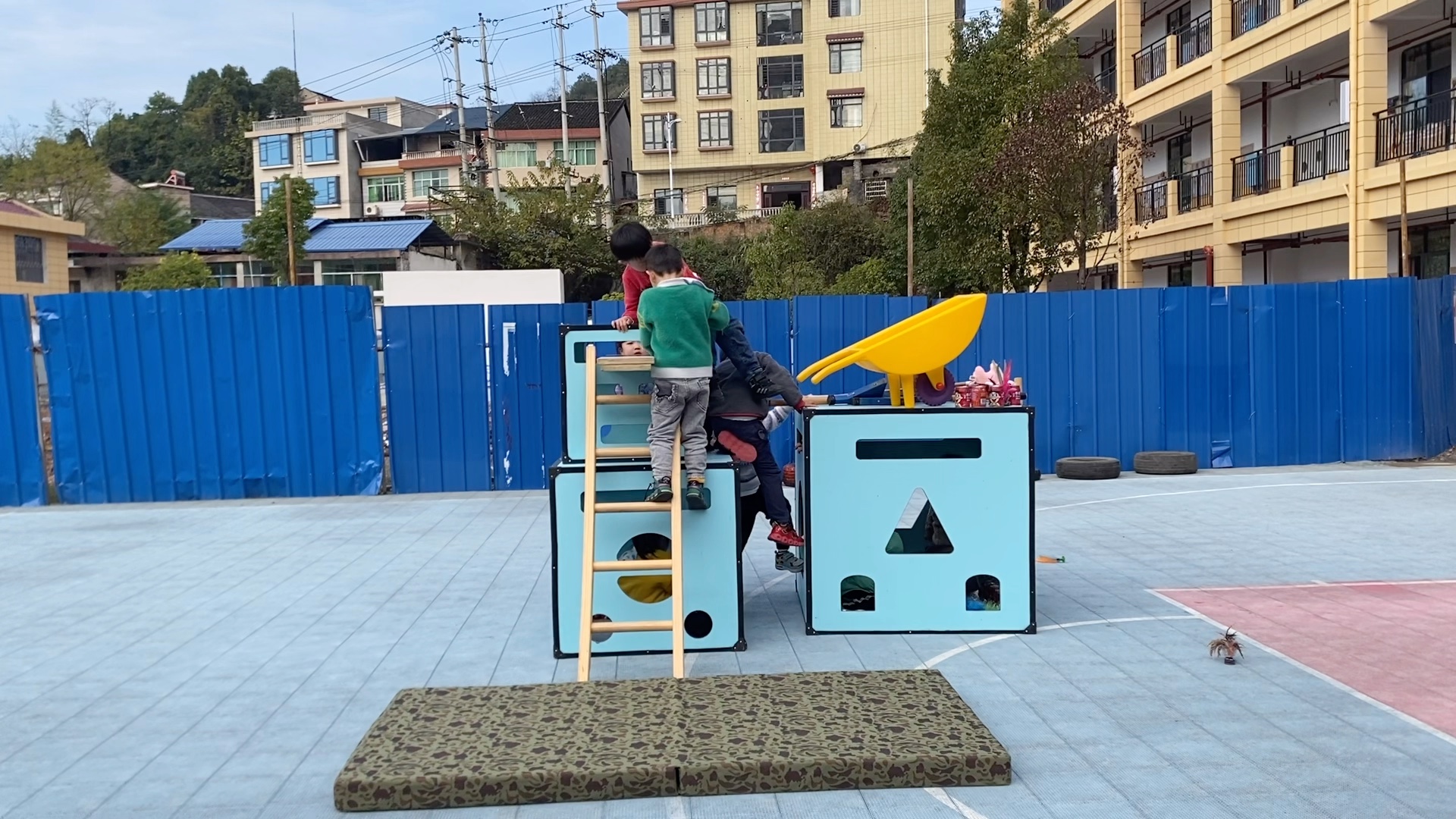 安吉游戏 跳板历险记