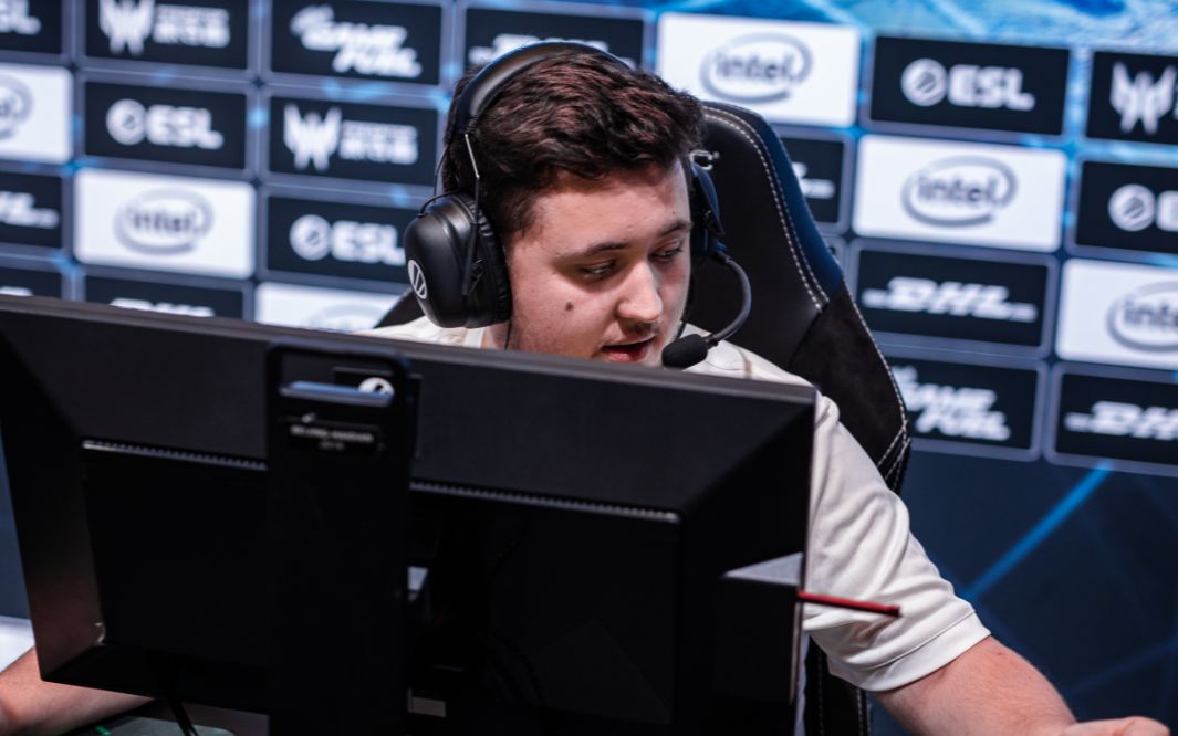 [csgo] pov vitality zywoo 31-8 in faceit