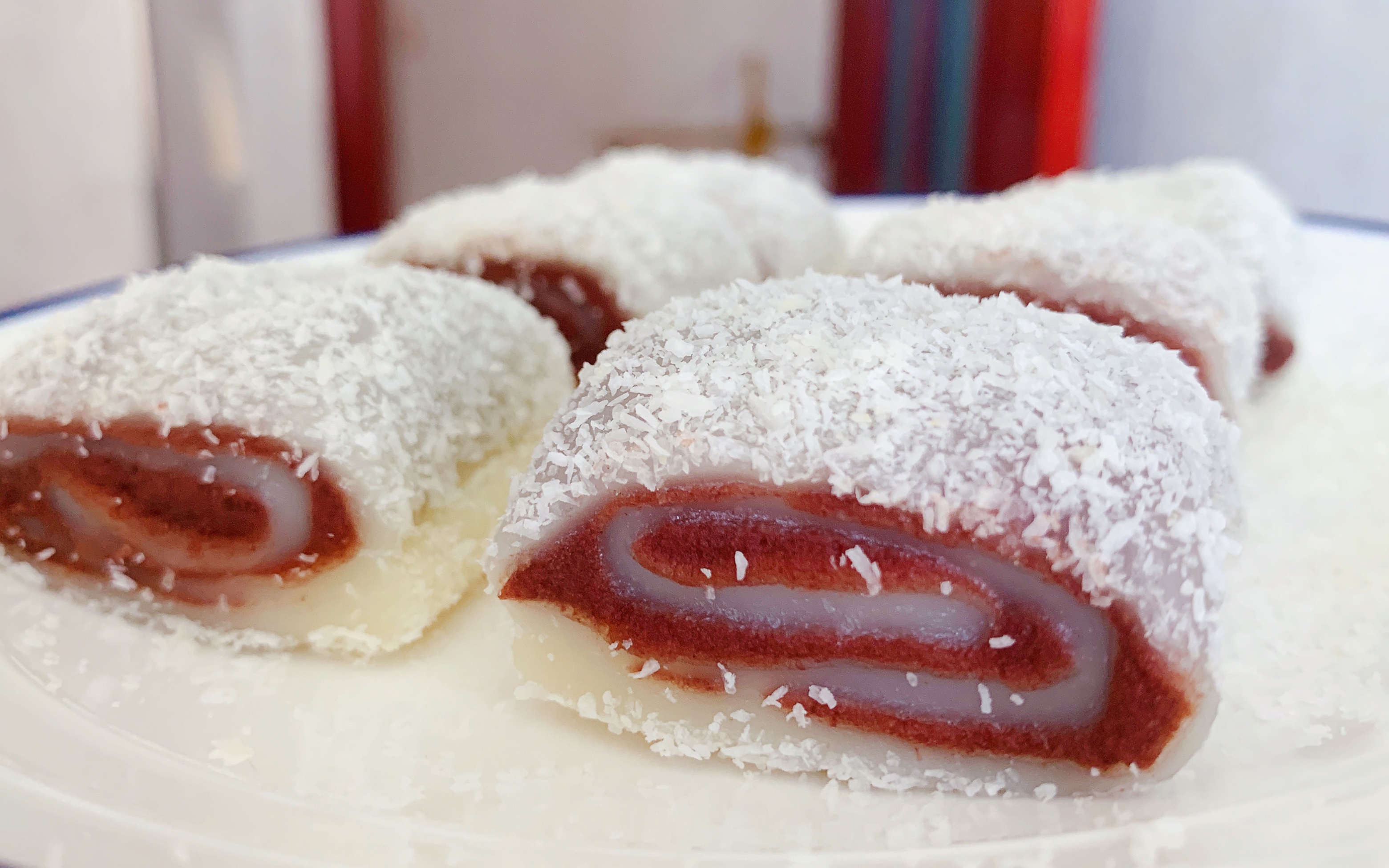 夏日简单甜品豆沙糯米椰蓉卷不要烤箱不要打蛋器软糯香甜