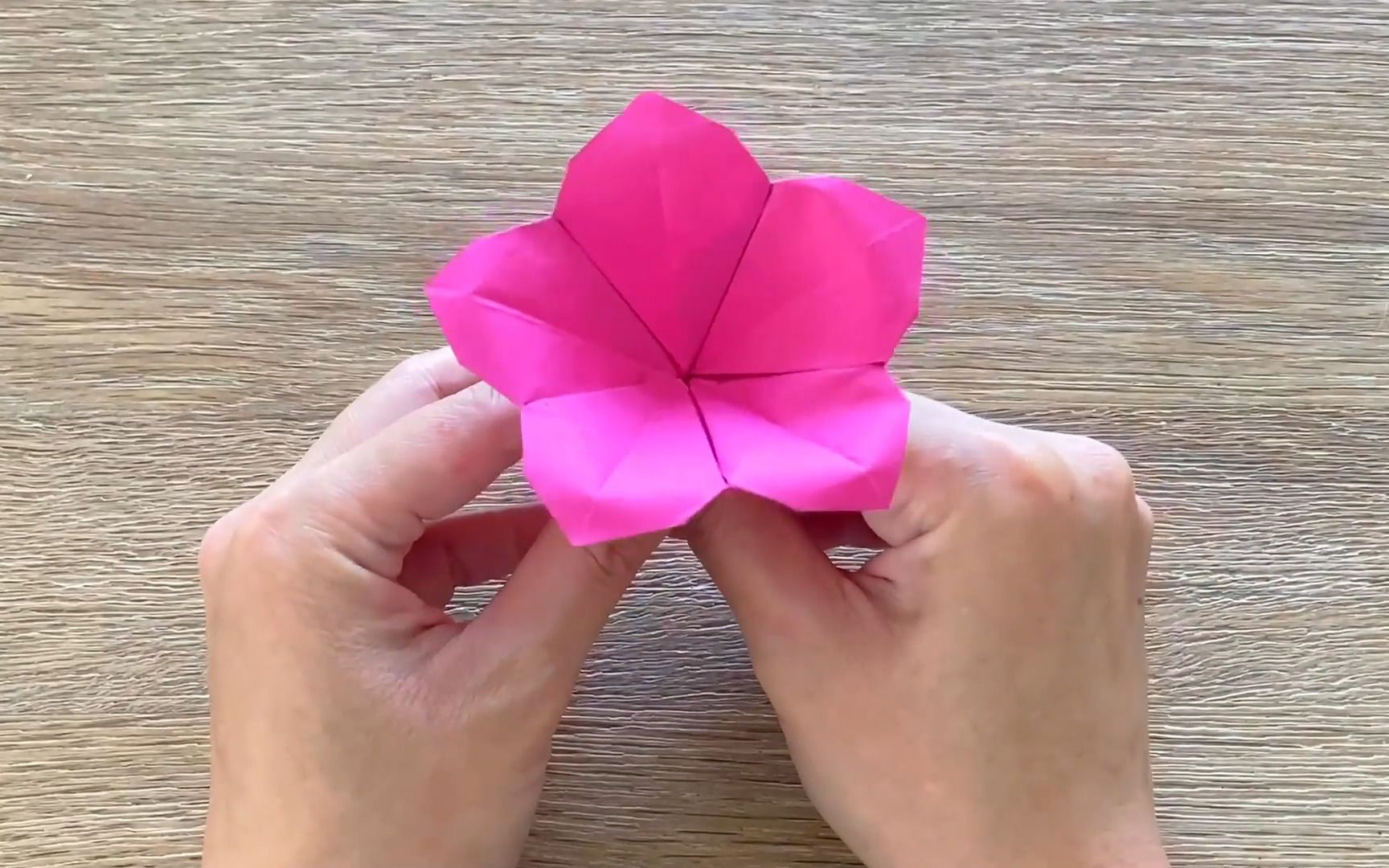 儿童简单折纸 花朵图片