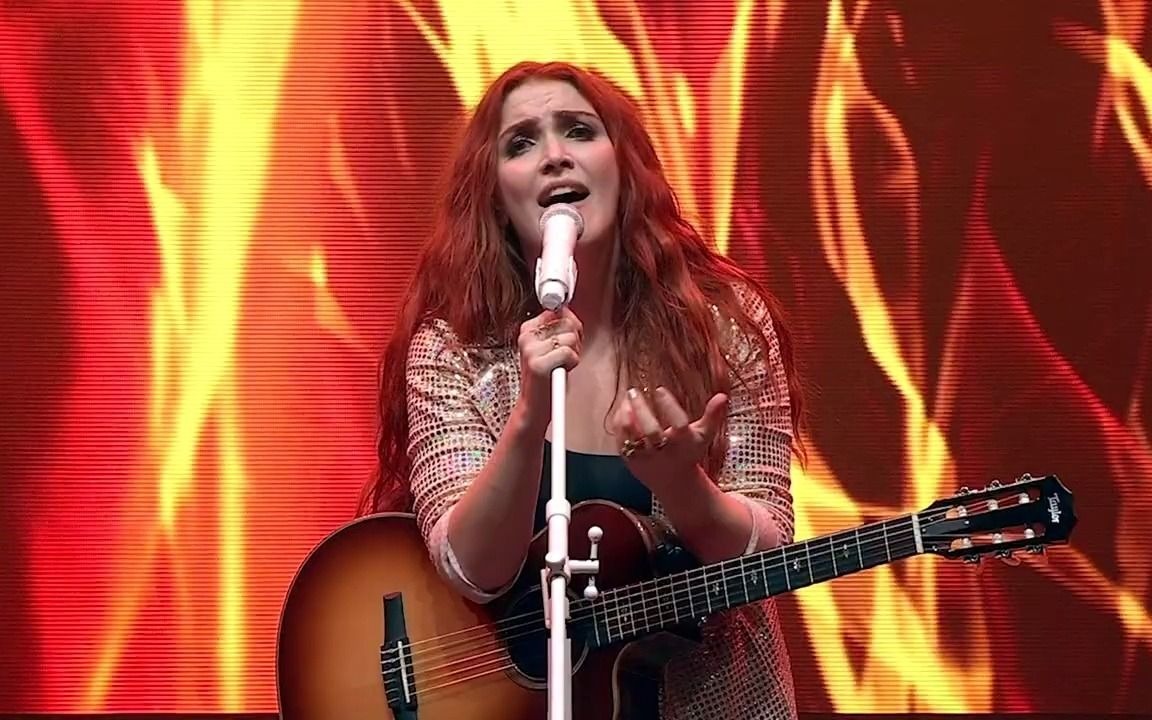 [图][欧美榜单热曲] Caylee Hammack Forged In The Fire From Album Release Livestream