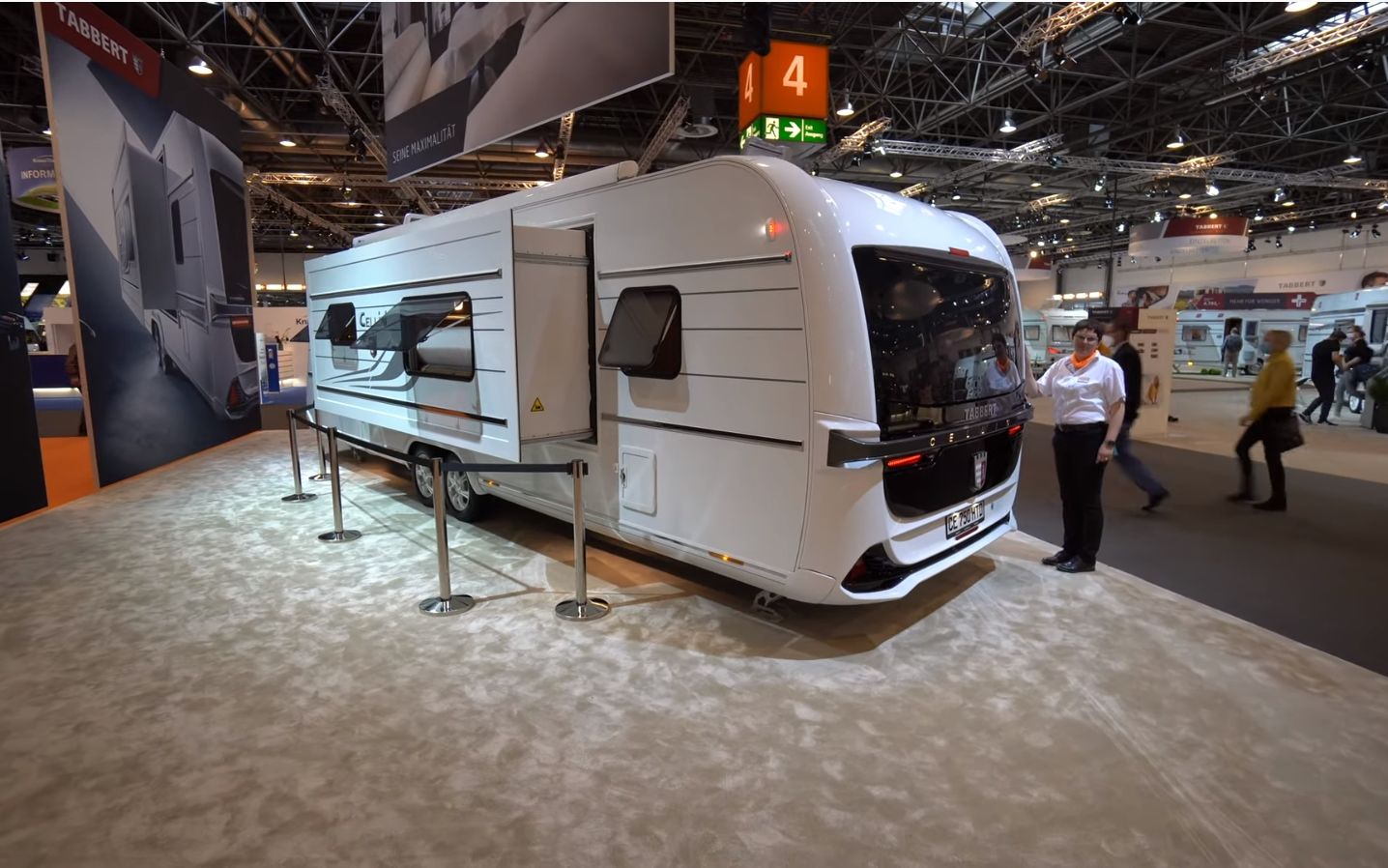 带有拓展仓的豪华双轴拖挂房车 - tabbert cellini 750 htd_哔哩哔哩