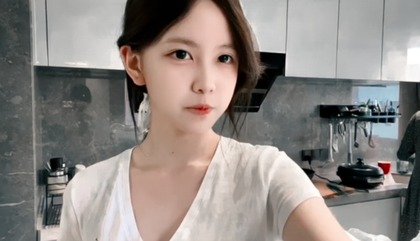 【夏侯钰涵/ hannahs kitchen!】"今天做的是海鲜粥 记录一下 嘿嘿"