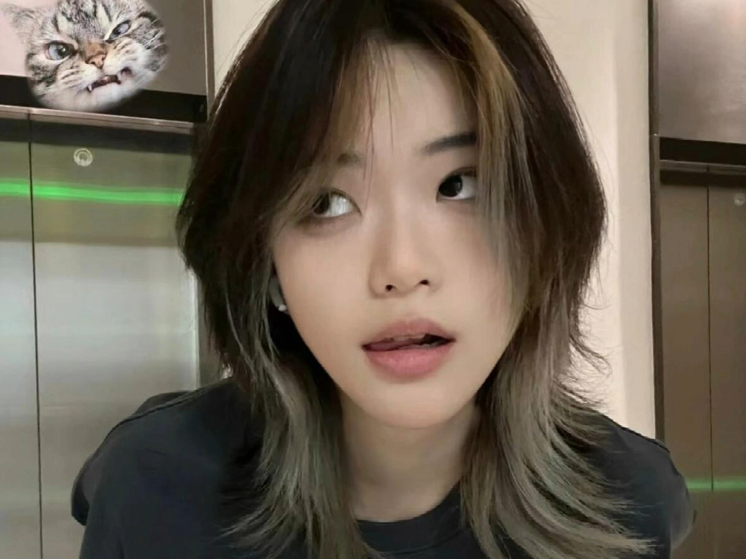 狼尾鲻鱼头碰撞白金色挂耳染是一种什么体验!