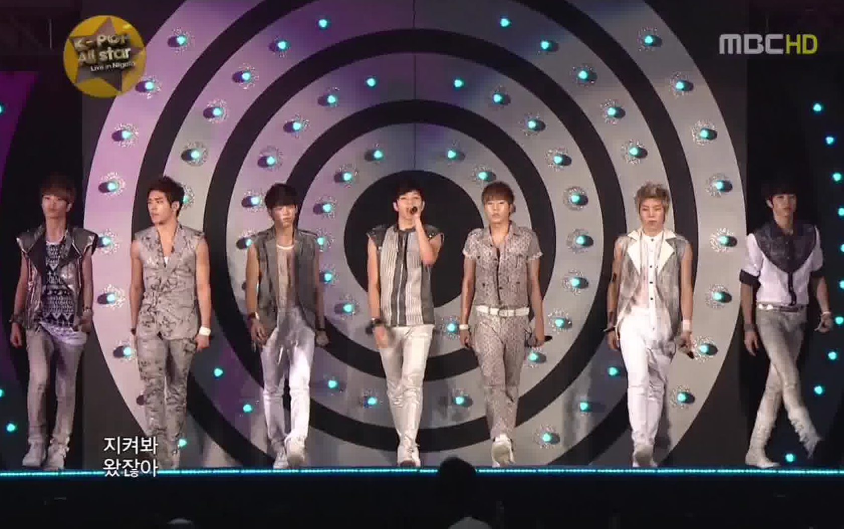 infinite - intro   btd   be mine (110911 新泻k-pop演唱会)