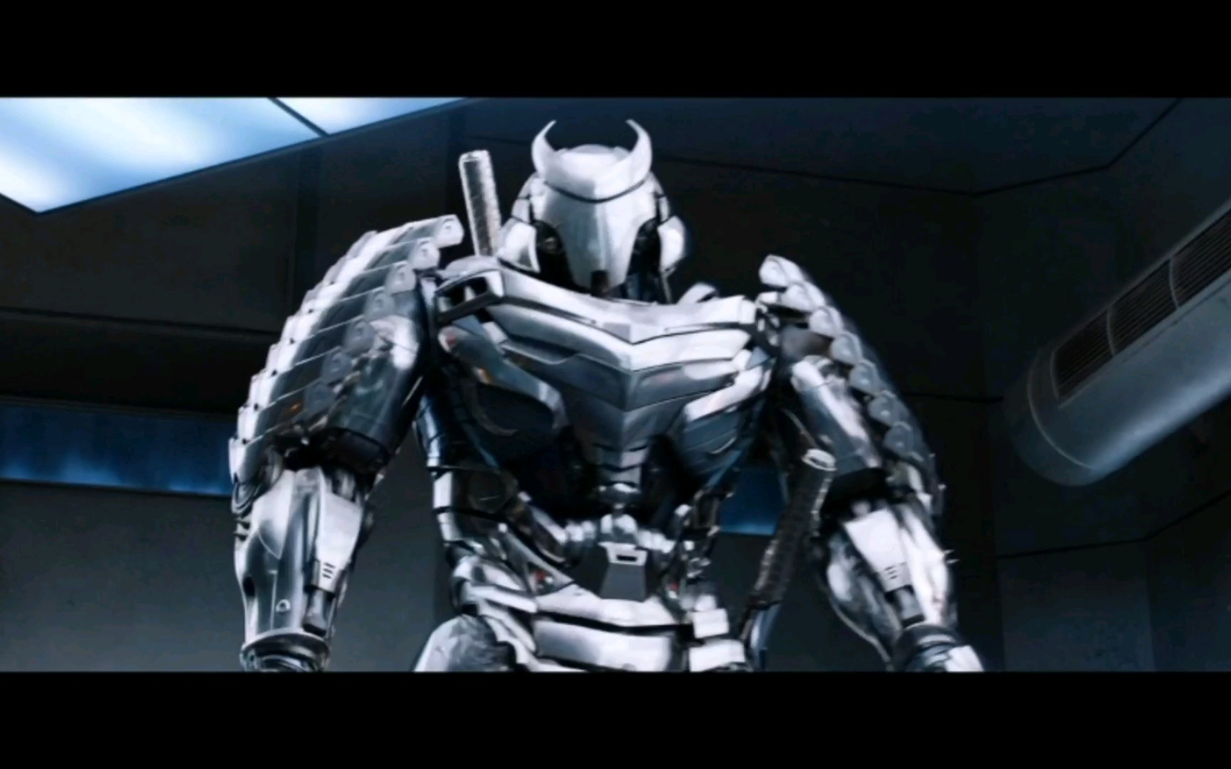 金刚狼pk银武士!