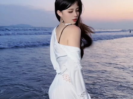 懒桔|海边泳装 来年只做春天不做花