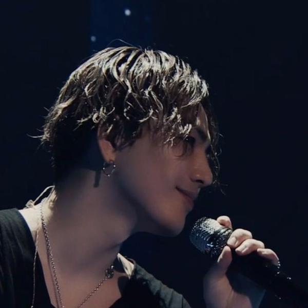 ミュージック HIROOMI TOSAKA/LIVE TOUR 2018 Amazon.com