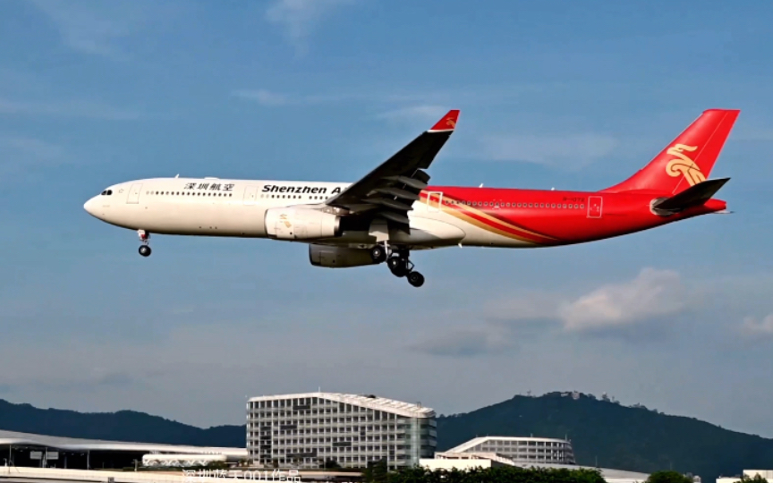 深航a330起飞与降落英姿.