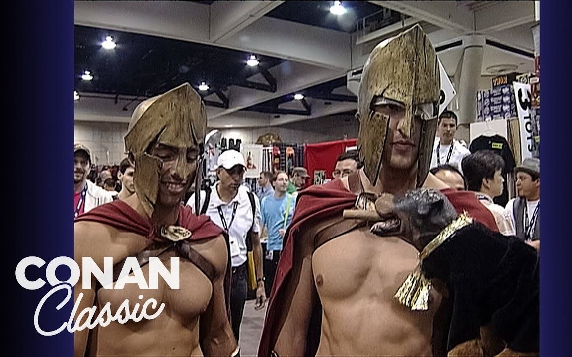 [图]【生肉】柯南深夜秀 狗哥带大家逛2008年圣地亚哥动漫展 CONAN on NBC