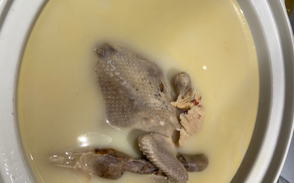 金华火腿扁尖笋煲老鸭m