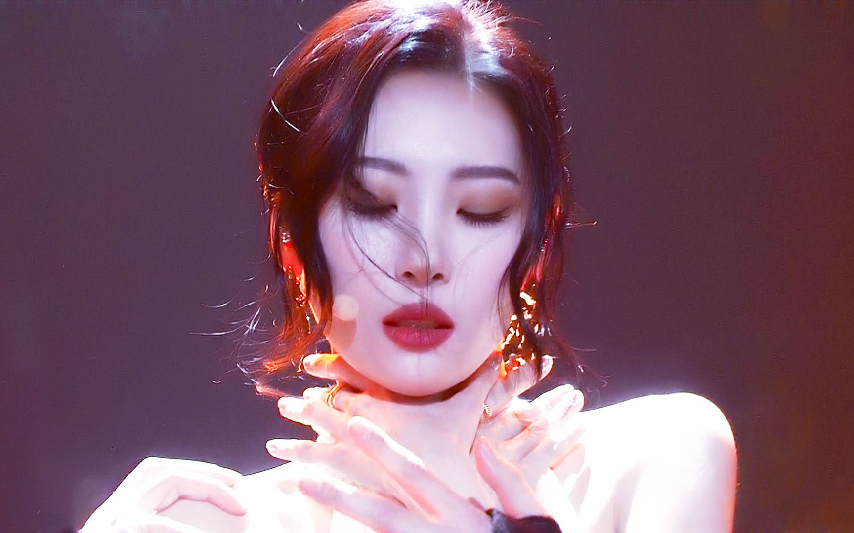 长腿盛宴!南韩第一腿精李宣美heroine主人公舞台一键换装混剪现场