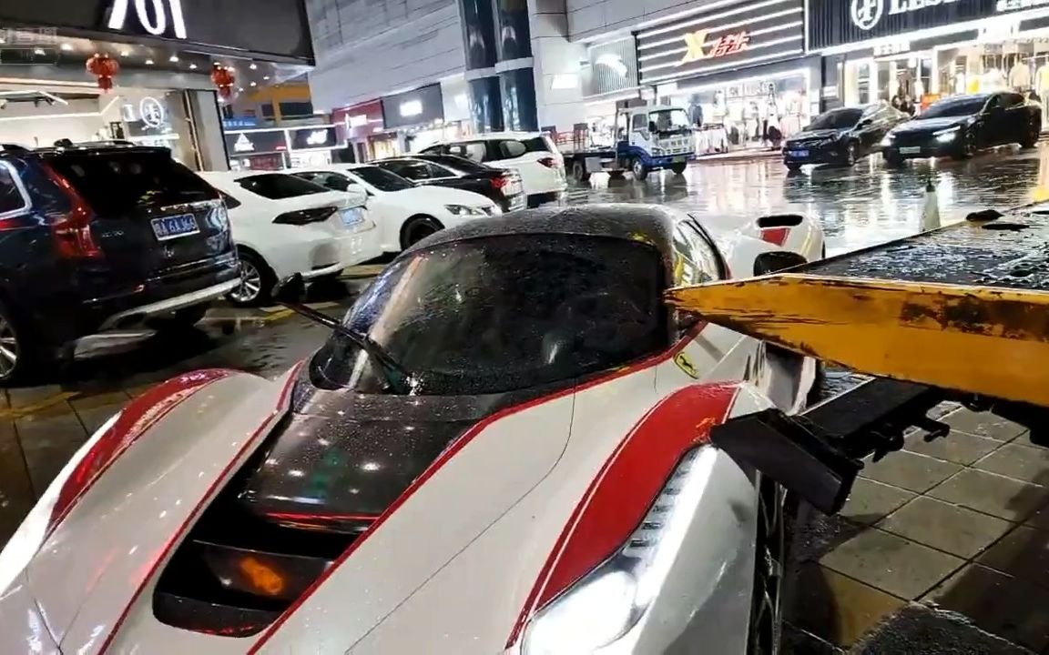 集梦会长户外集梦会长直播间虎牙直播顶级千万法拉利拉法首撞