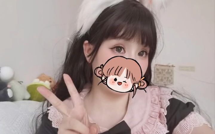 98年医学院学生,喜欢玩双人成行,三坑少女-jk,lo娘,汉服,开朗乐观的