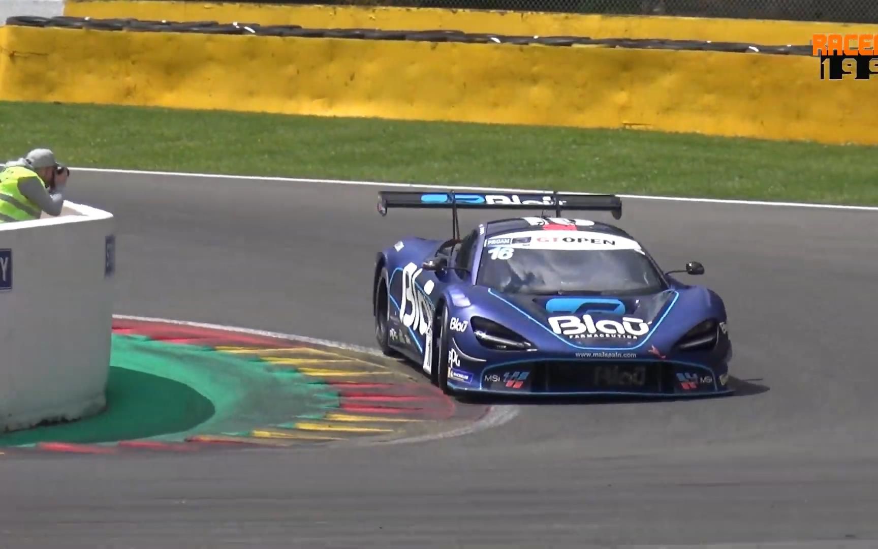 赛道上的超跑才是最完美的迈凯伦720赛车