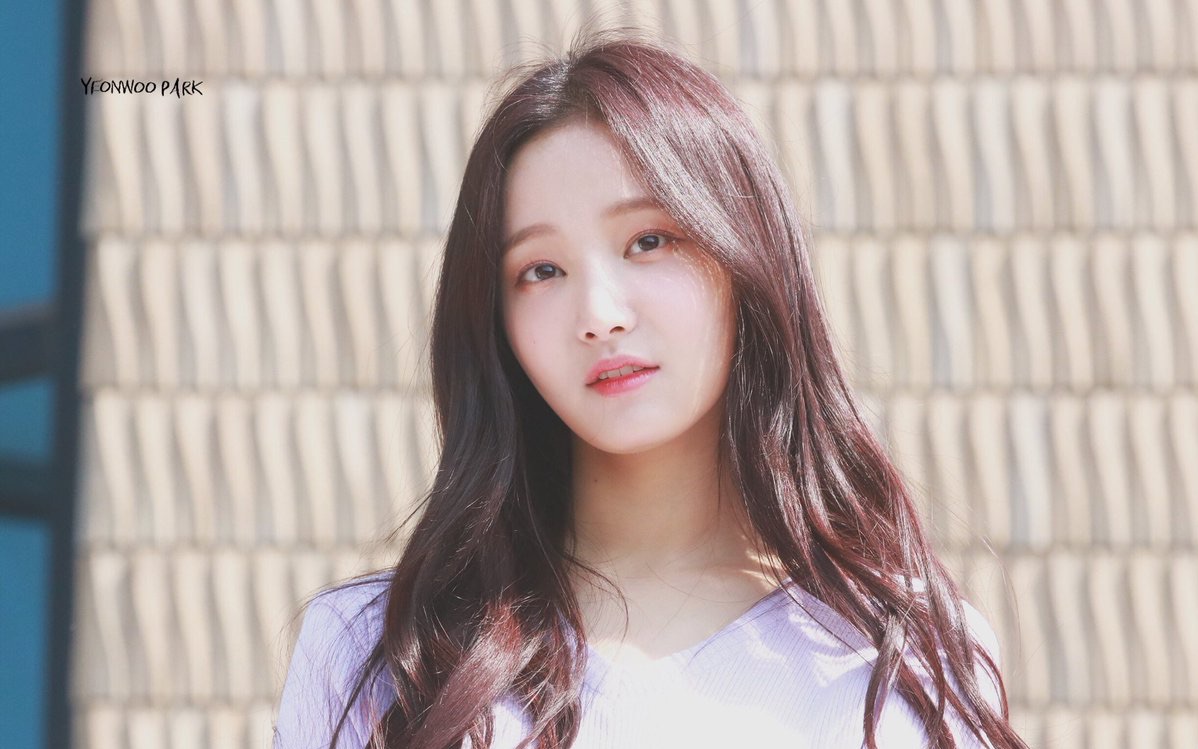 点开感受momoland门面的美颜暴击 180323 音乐银行mini fm 妍雨focus