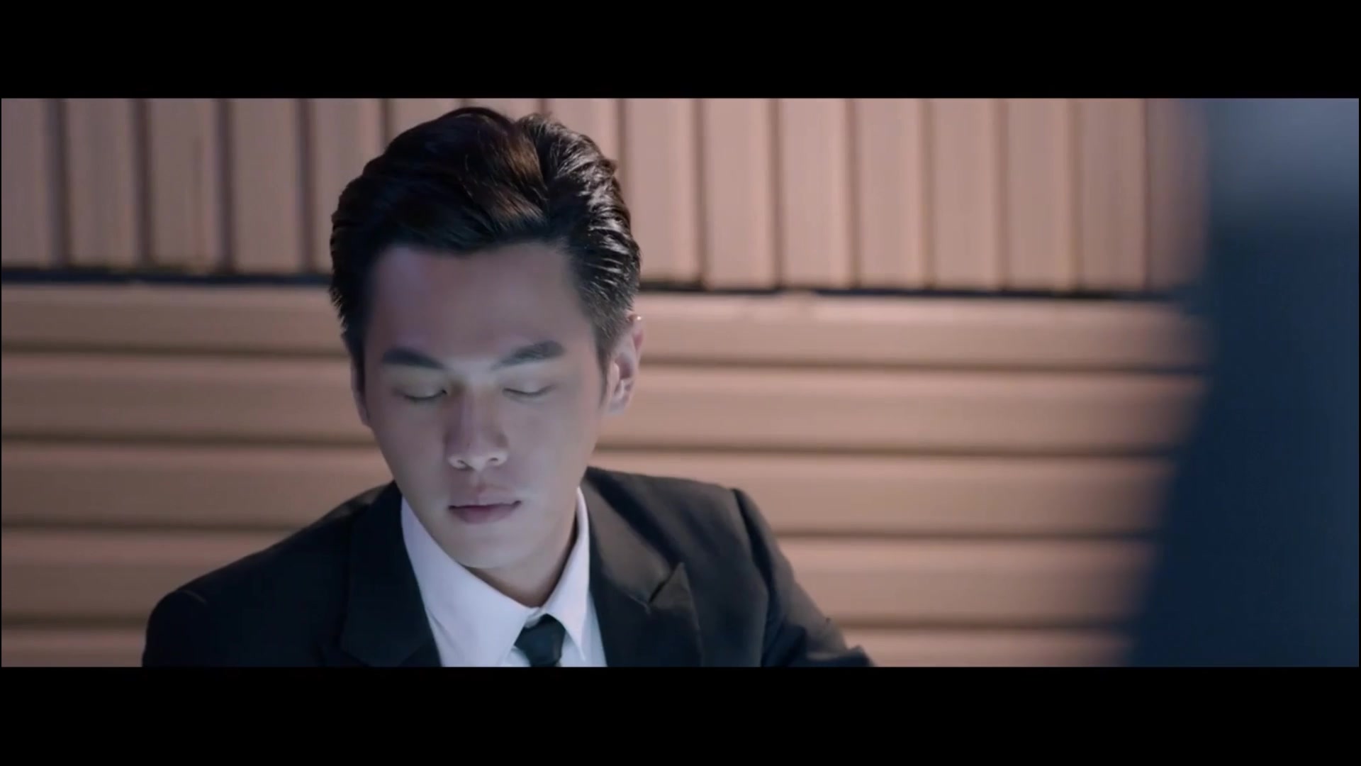 【法医秦明第一集cut】傲娇秦明和大宝的第一次见面_哔哩哔哩 (゜-゜)
