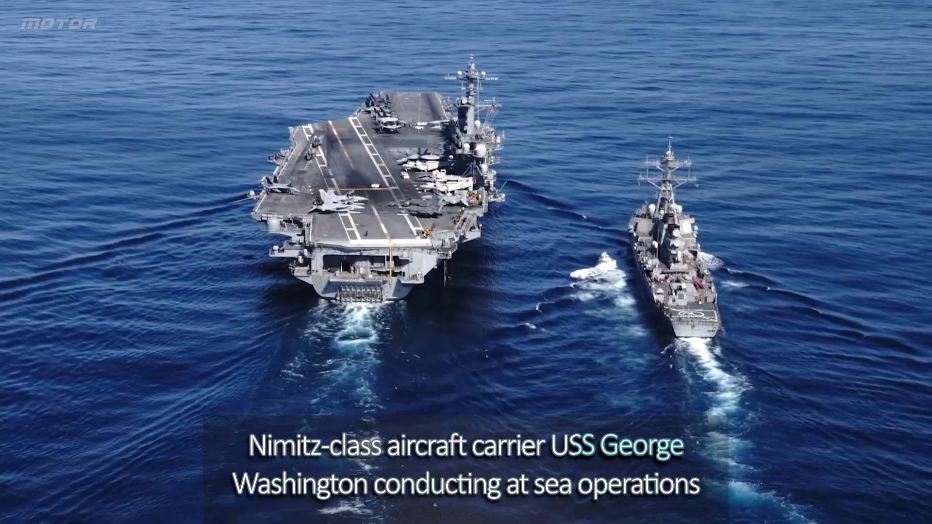 美国海军超级航空母舰乔治华盛顿号在海上执行飞行任务