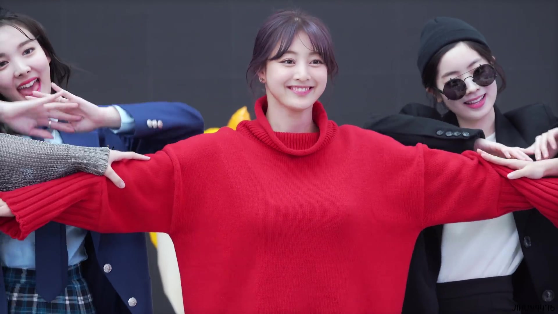 twice(jihyo) - what is love_哔哩哔哩 (゜-゜)つロ 干杯~-bilibili