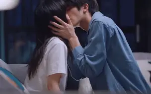 Download Video: 【以家人之名】凌霄尖尖高甜cut！每天三遍带你早恋