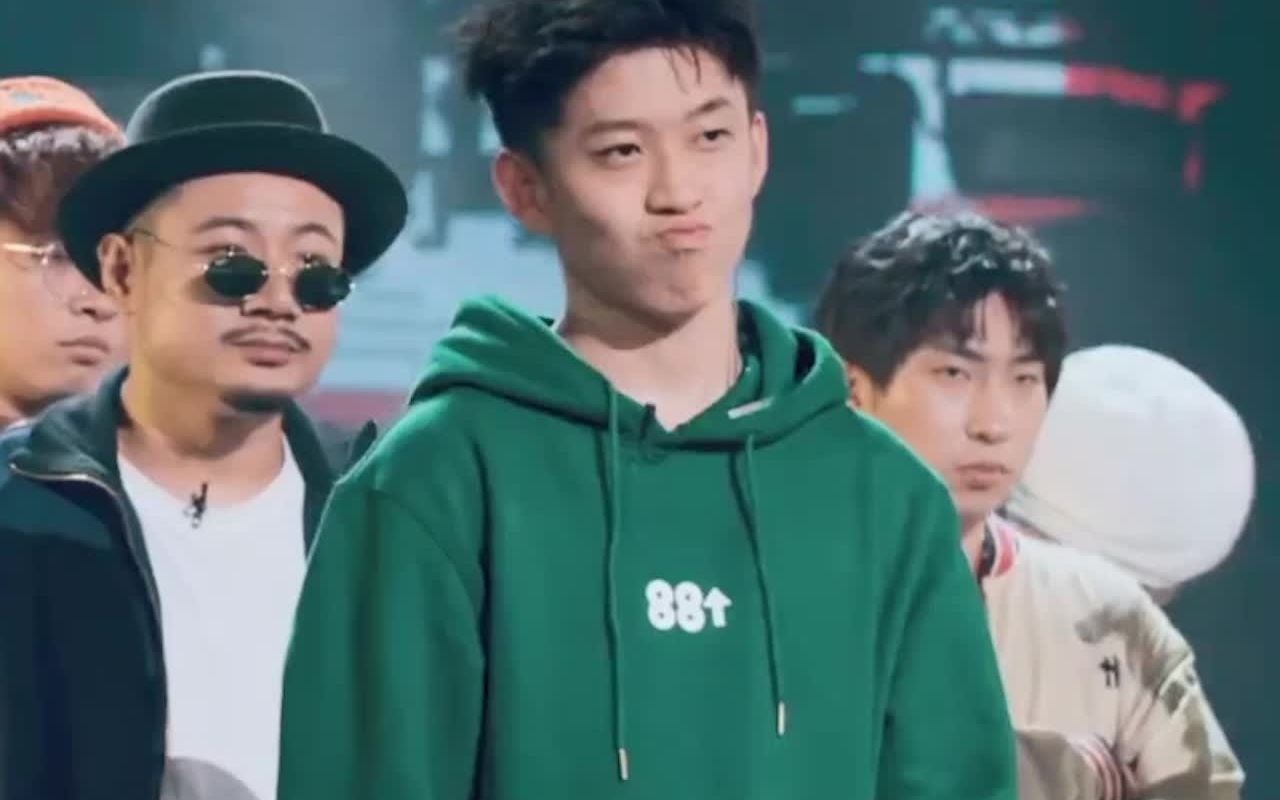 活动作品可可爱爱的七哥网恋教父richbrian个人剪辑