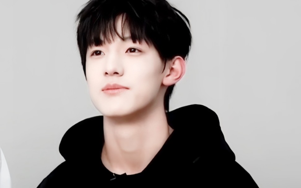 【张泽禹】这小子怎么越来越帅了