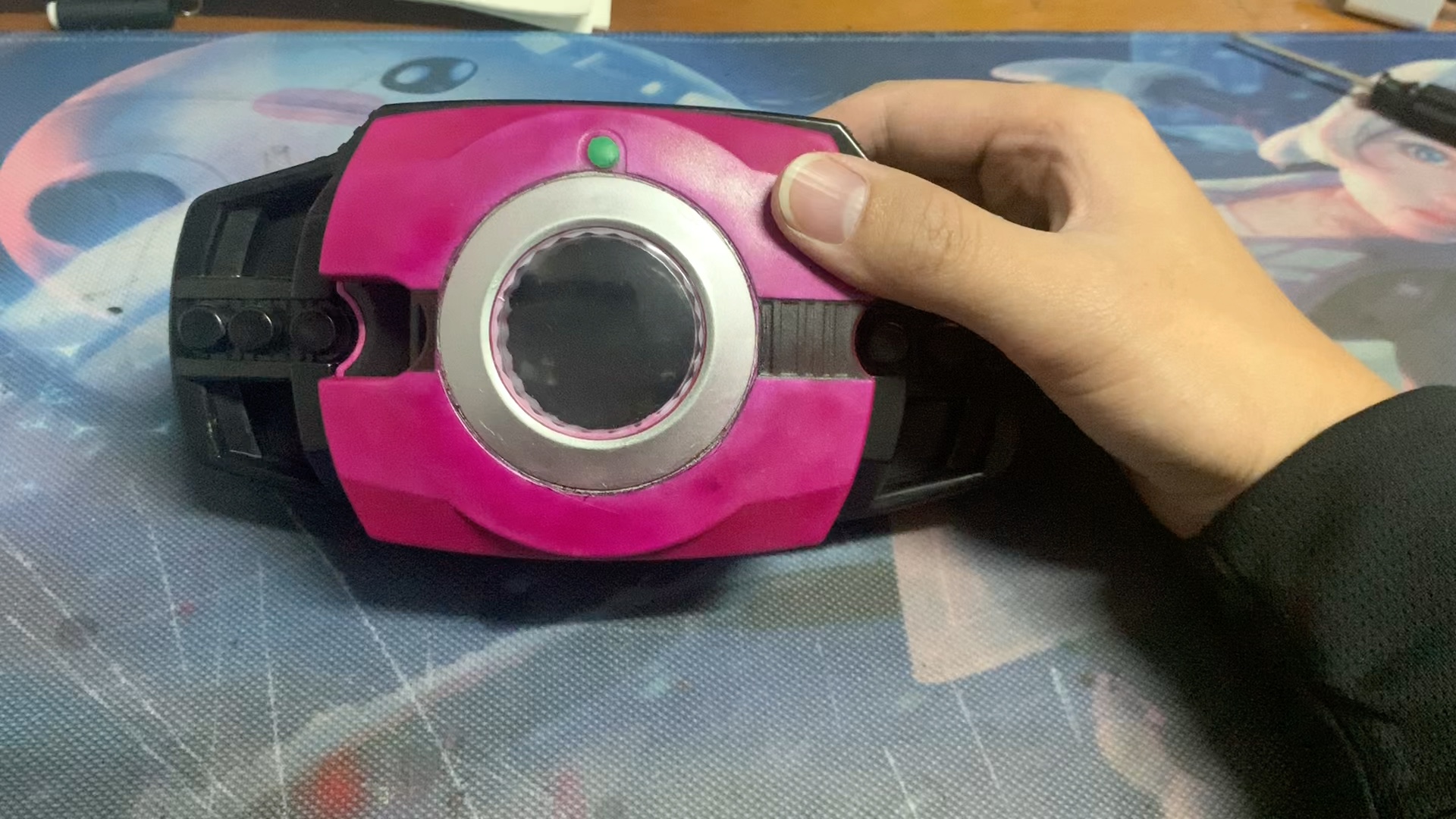 王小明腰带国产自改品红 比较上个版本的手涂,这次改成了喷涂