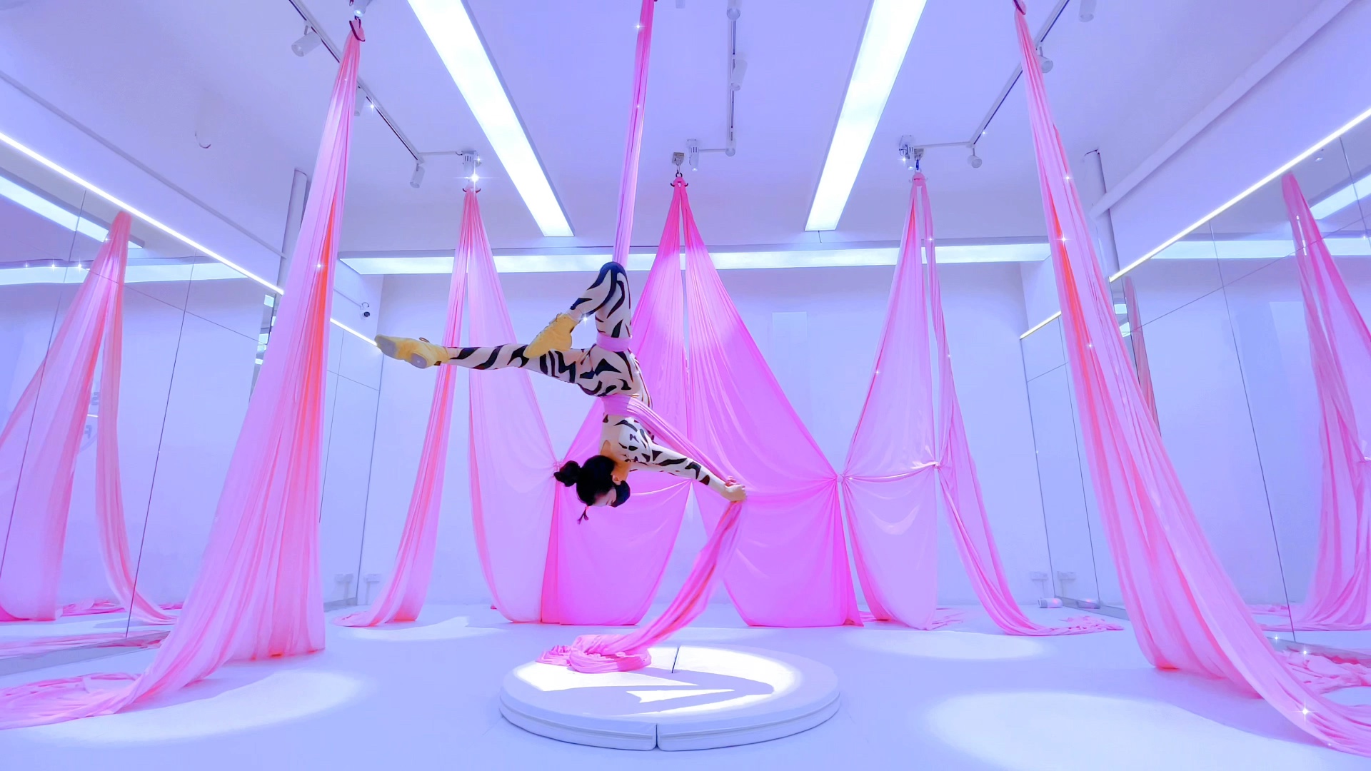 今日份高空舞蹈分享