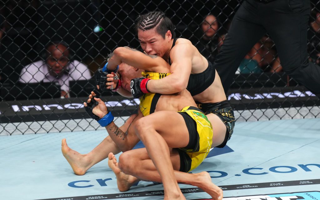 【UFC292】精华慢动作:张伟丽摔打结合碾压战胜莱莫斯【独家视角】哔哩哔哩bilibili