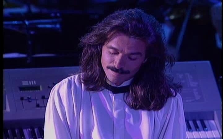 [图]【经典成名作】雅典卫城 雅尼（Yanni） - Live at the Acropolis (DVD Track 01) - Santonini