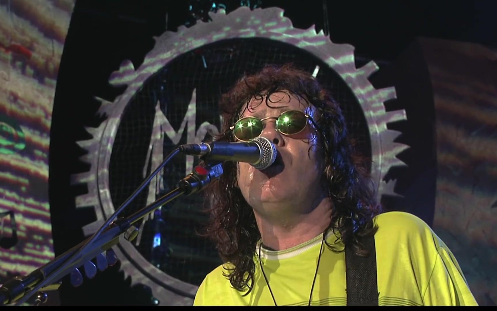 gary moore - live at montreux 1997 still got the blues,walking