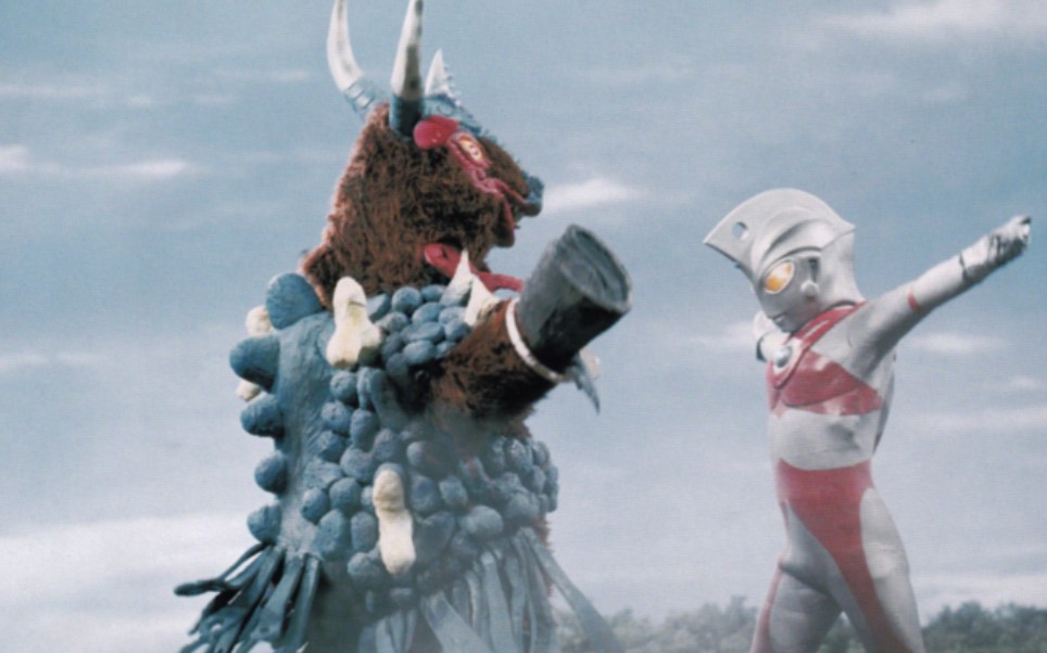 《夏日怪奇系列之怪谈!牛神男》艾斯奥特曼vs牛神超兽卡奥拉.