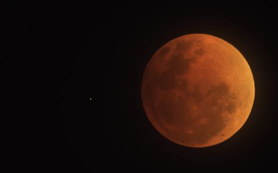 [图]Blood Moon]