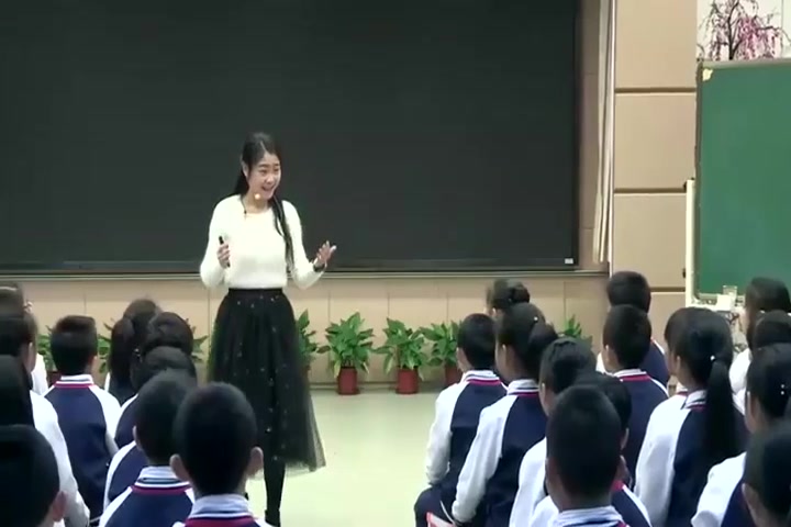 [图]【获奖】人音版小学音乐四年级上册_月亮月光光-张老师2优质课视频教学公开课