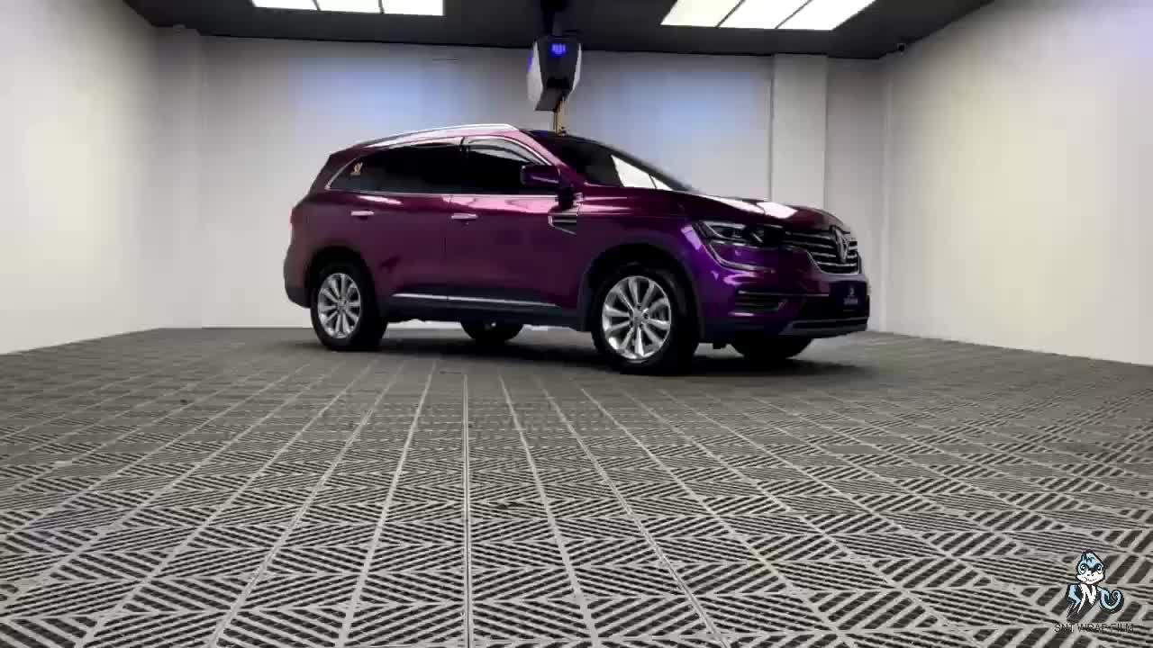 雷诺舒耐特改色膜超亮金属葡萄紫,行走的绝美