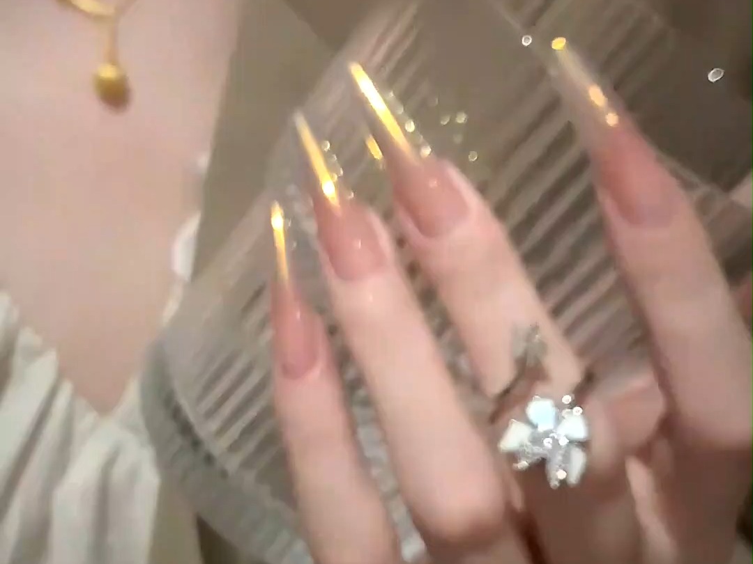 好看的美甲 #极光粉美甲 #极光美甲 #晚霞美甲