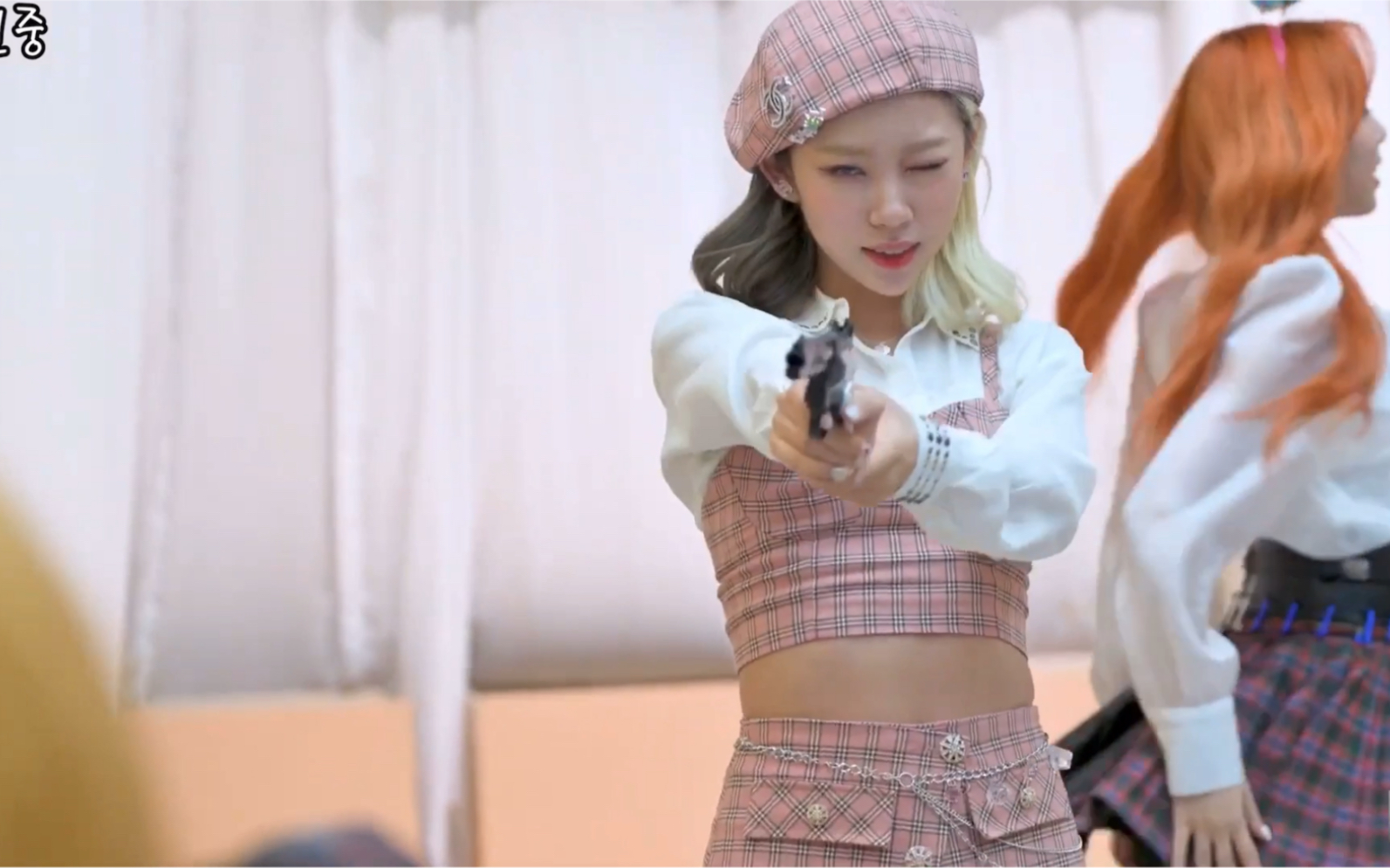 purple kiss张恩诚dosie《zombie skip skip》211121 饭拍横版直拍