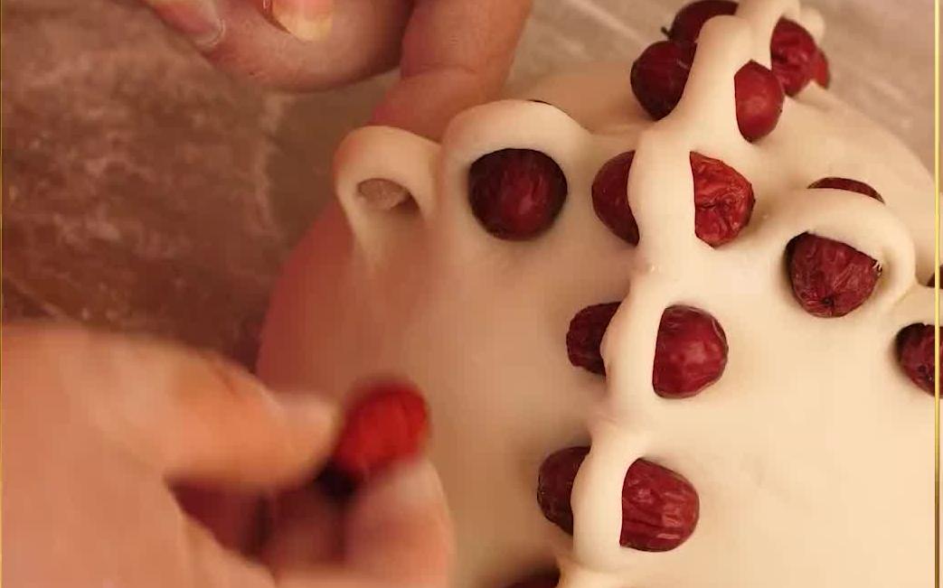 过年时,烟台人最喜欢吃的就是枣饽饽.