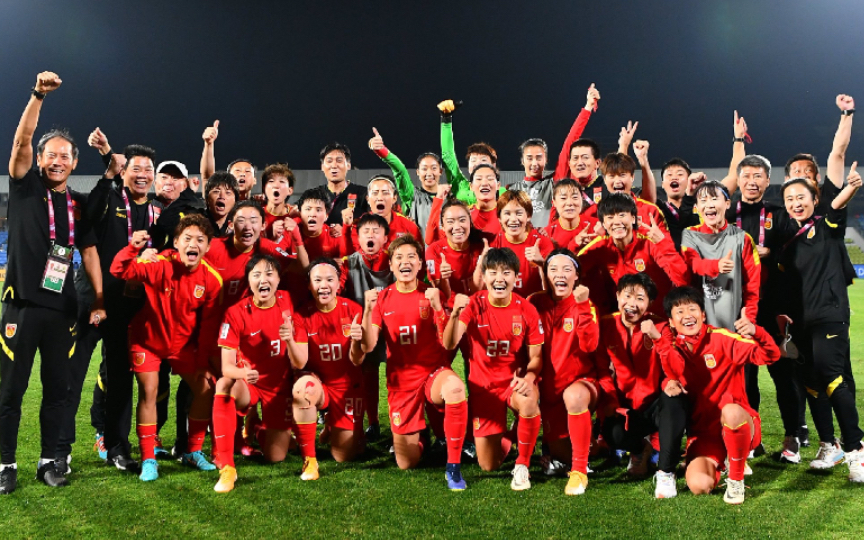 2022女足合照图片