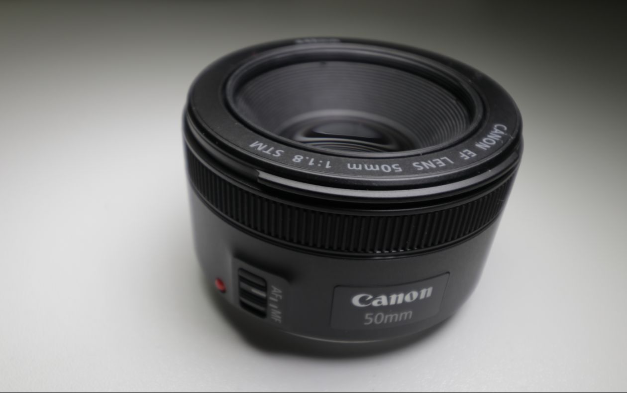 佳能50mm f1.8 stm小痰盂定焦镜头开箱!哔哩哔哩bilibili