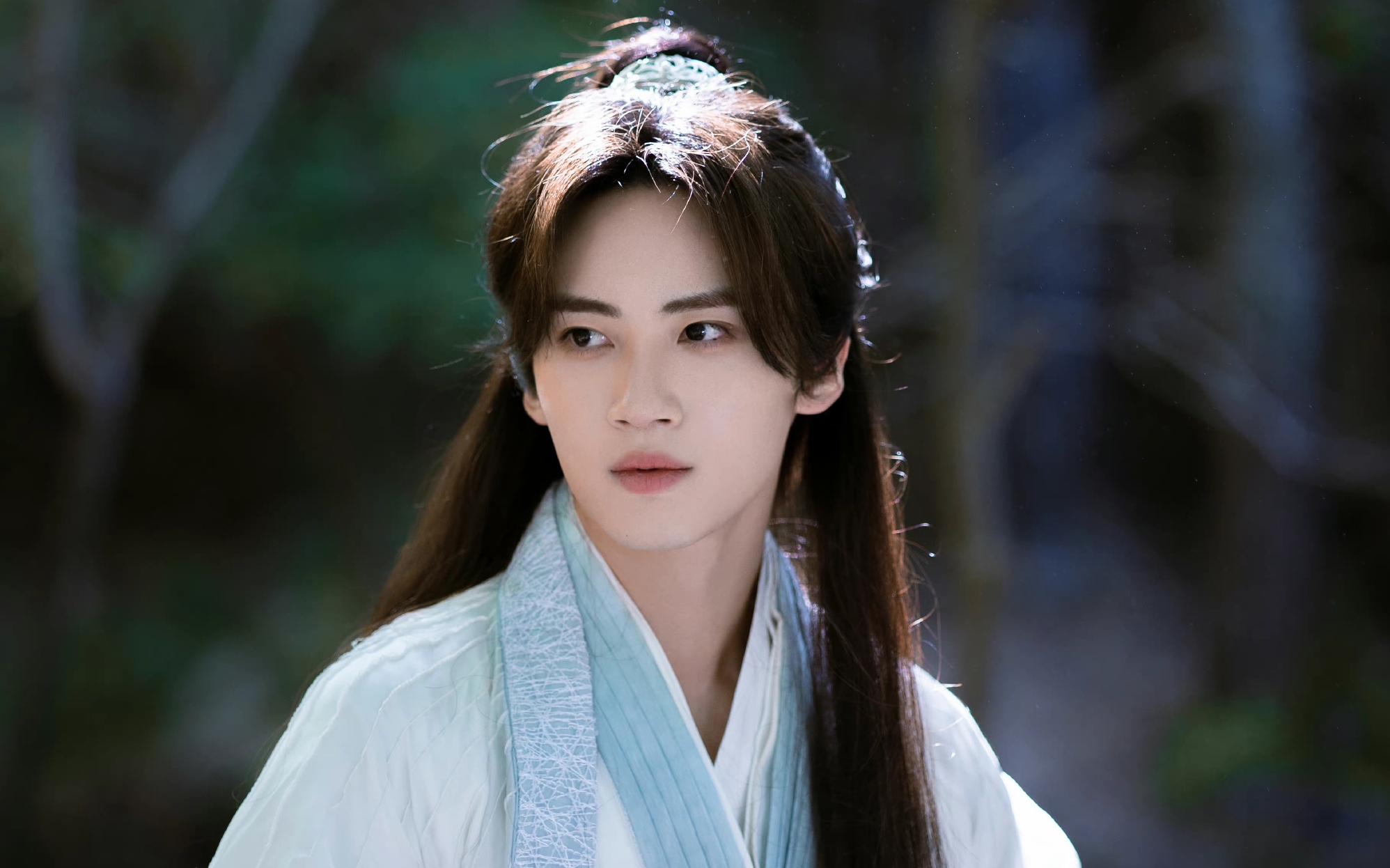 闫桉,是可以期待古装剧的意思吗