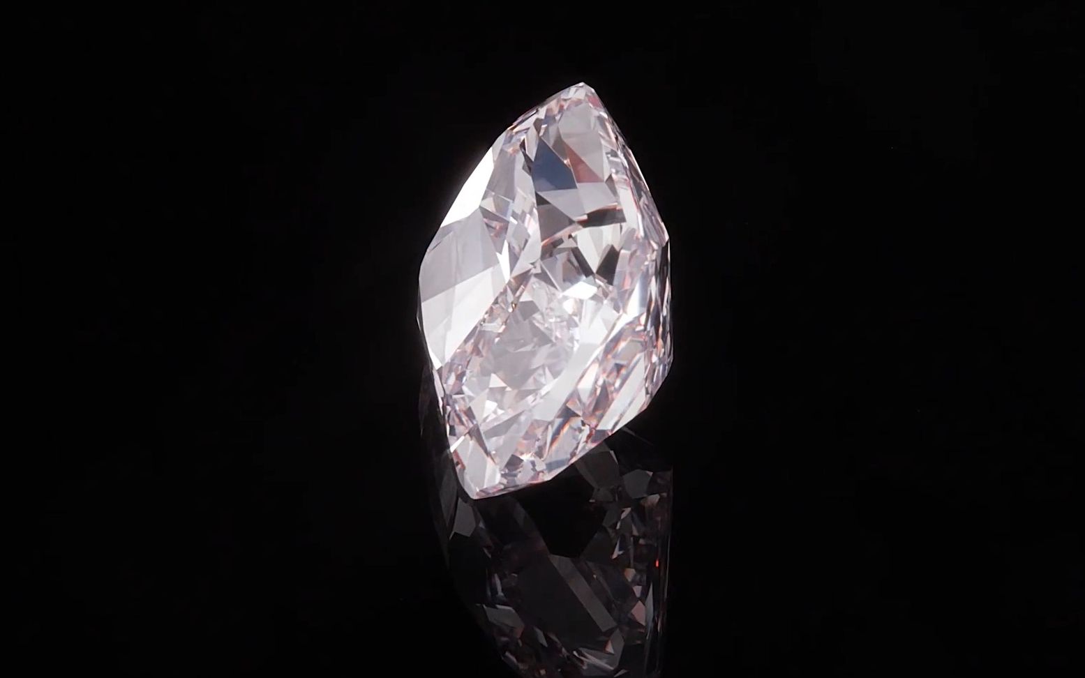 a85 超唯美浪漫洁白晶莹剔透水晶钻石宝石吊坠婚礼婚庆结婚求婚求爱大