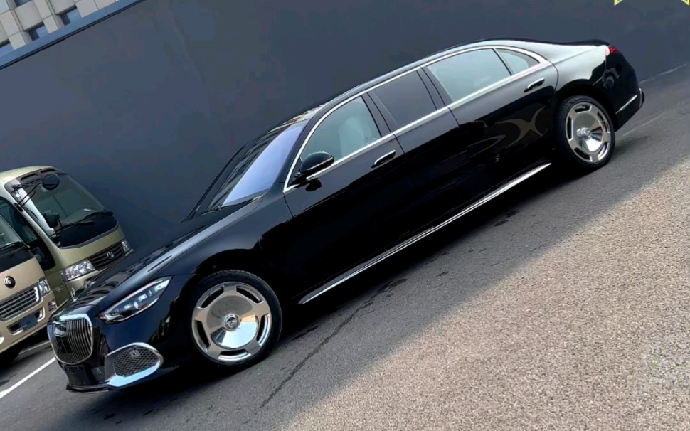 加长普尔曼5.98米 蓝牌4座