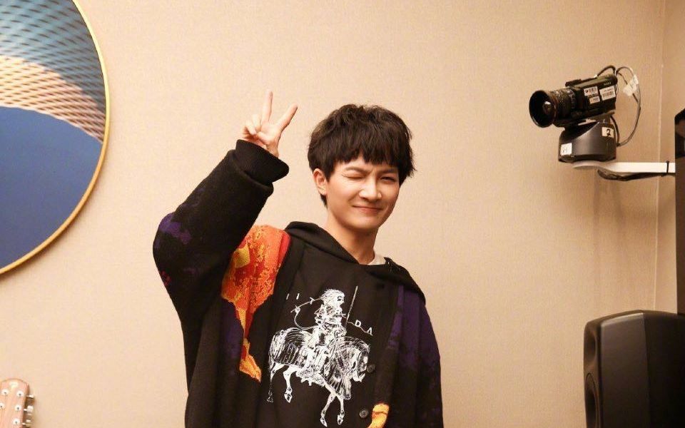 《baby, Досвидания》(达尼亚)(在卫生间录的:)